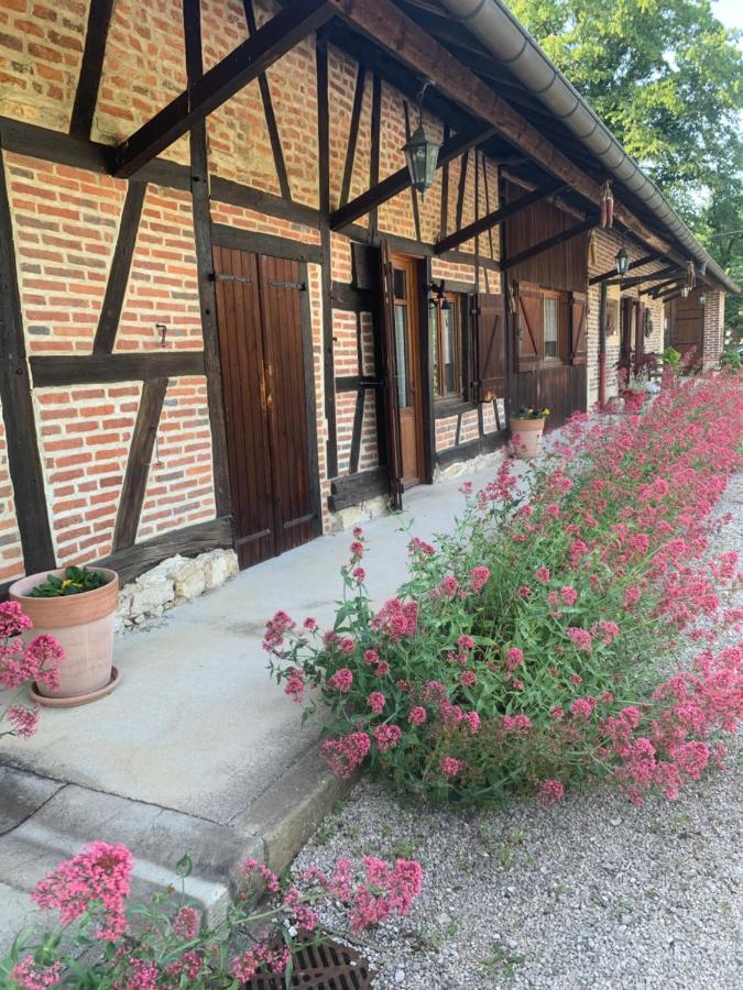 La Ferme D'Aristide Bed and Breakfast Saillenard Eksteriør billede